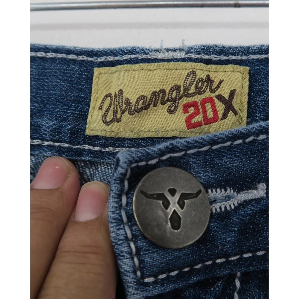 Wrangler 20X No. 42 Mens Jeans 42x32 Blue Straight Relaxed Fit 1042MWXLB